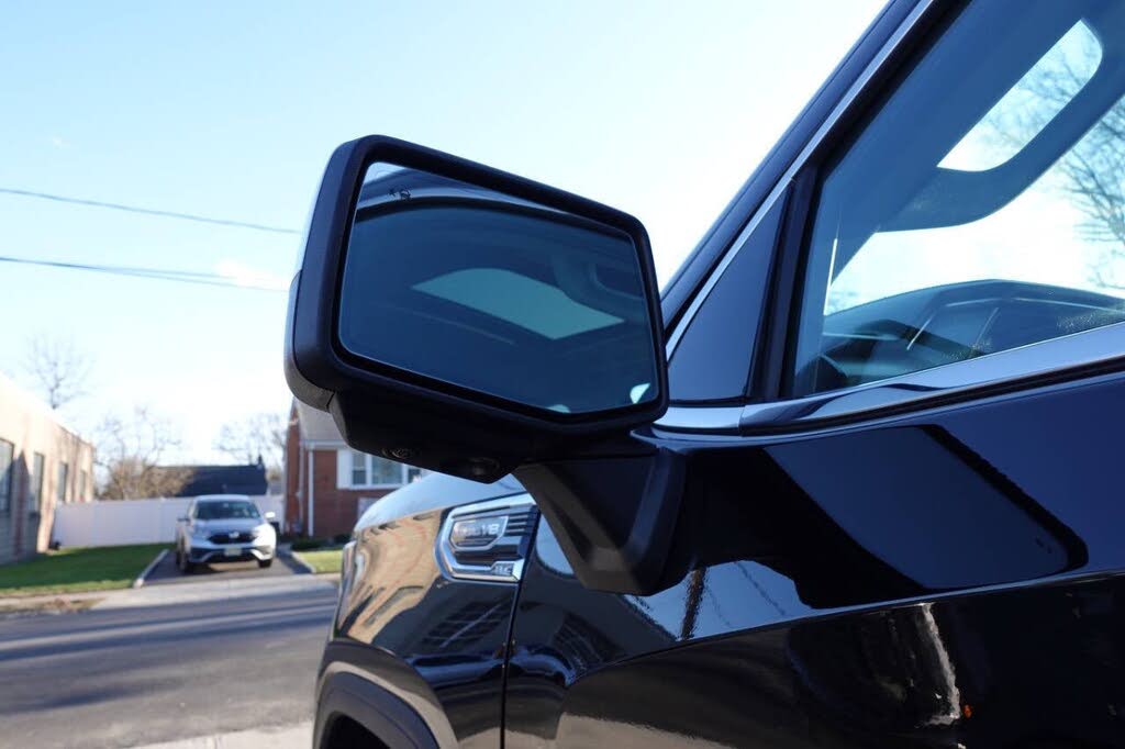 Photo 13 of this GMC Sierra 1500