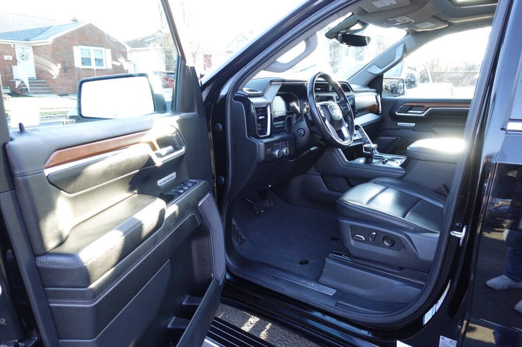 Photo 15 of this GMC Sierra 1500