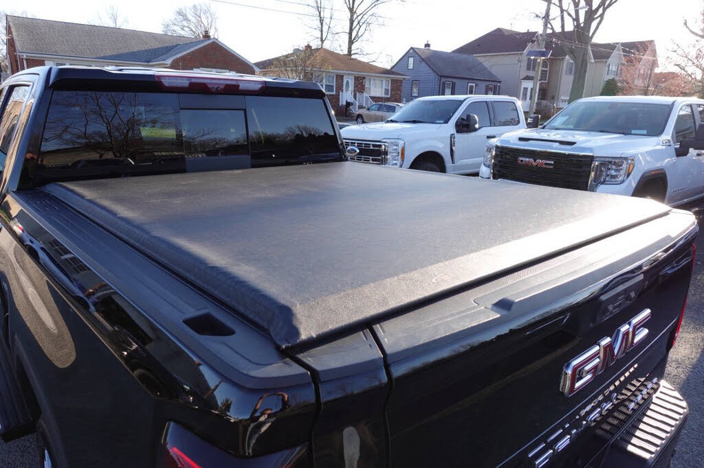 Photo 25 of this GMC Sierra 1500