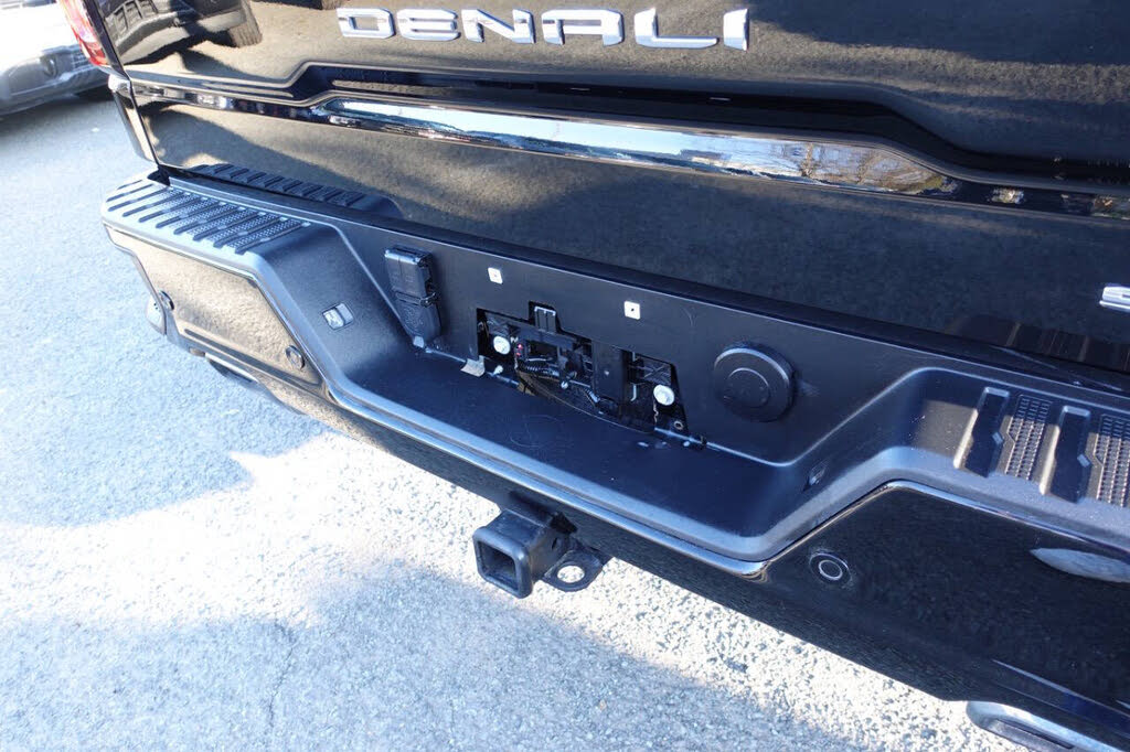 Photo 30 of this GMC Sierra 1500