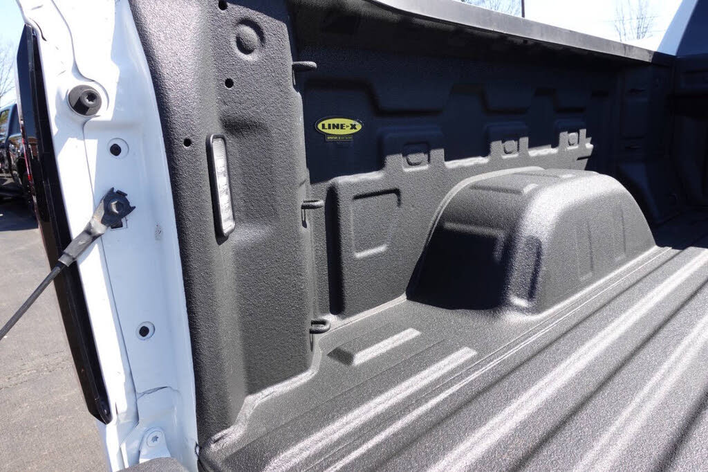 Photo 29 of this GMC Sierra 1500