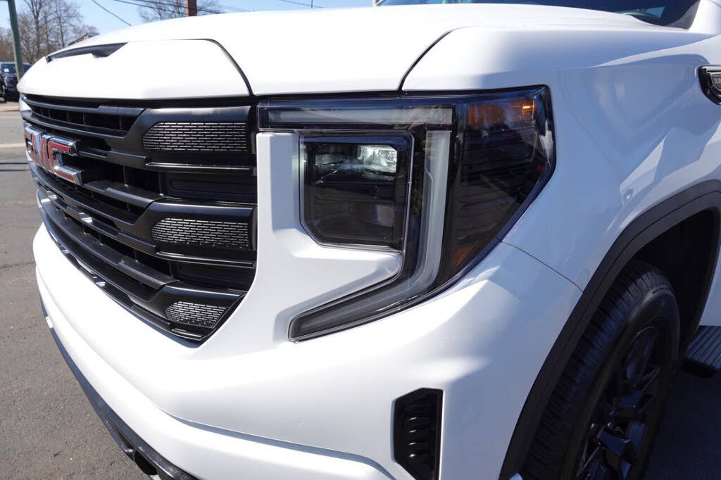 Photo 60 of this GMC Sierra 1500