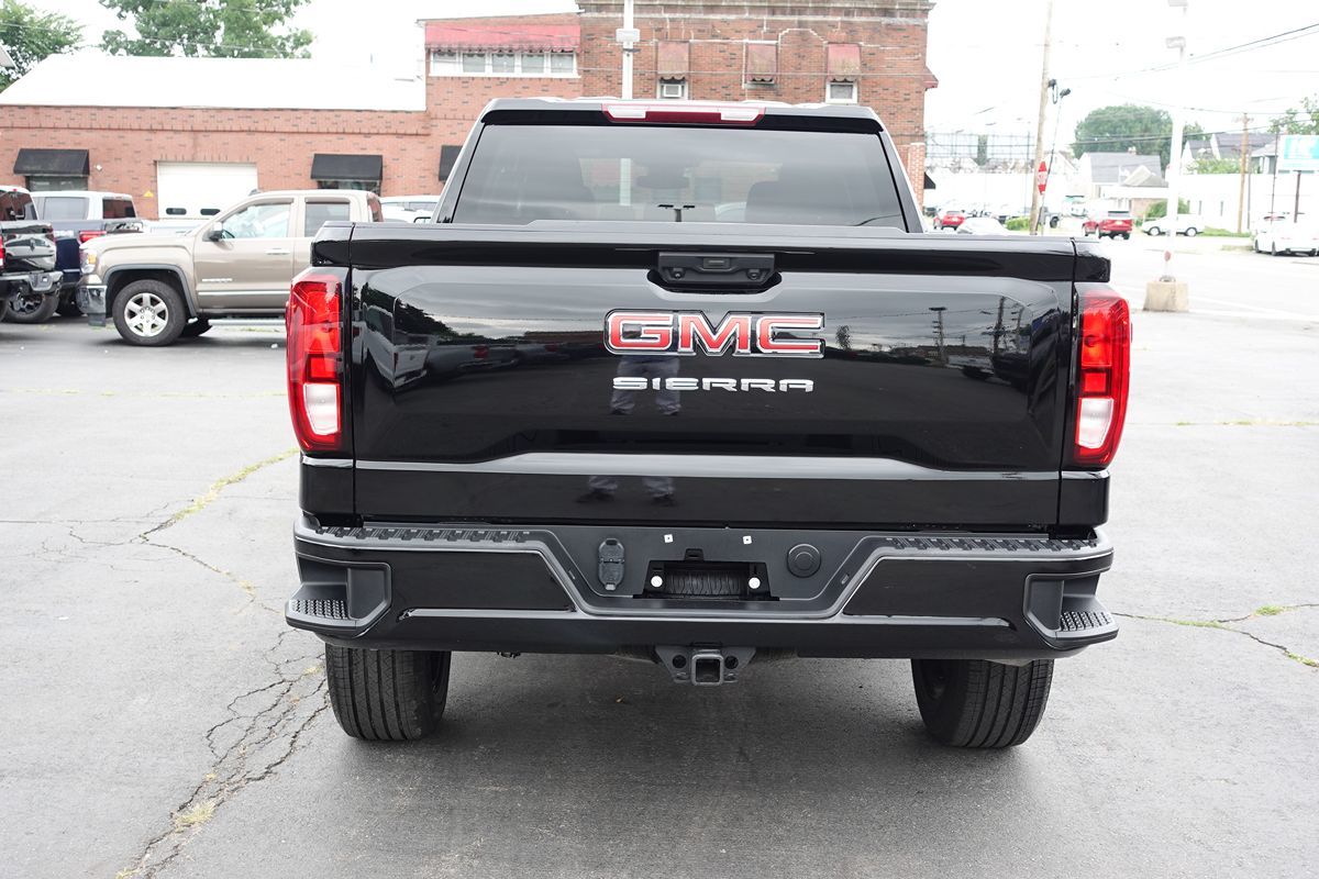 Photo 8 of this GMC Sierra 1500