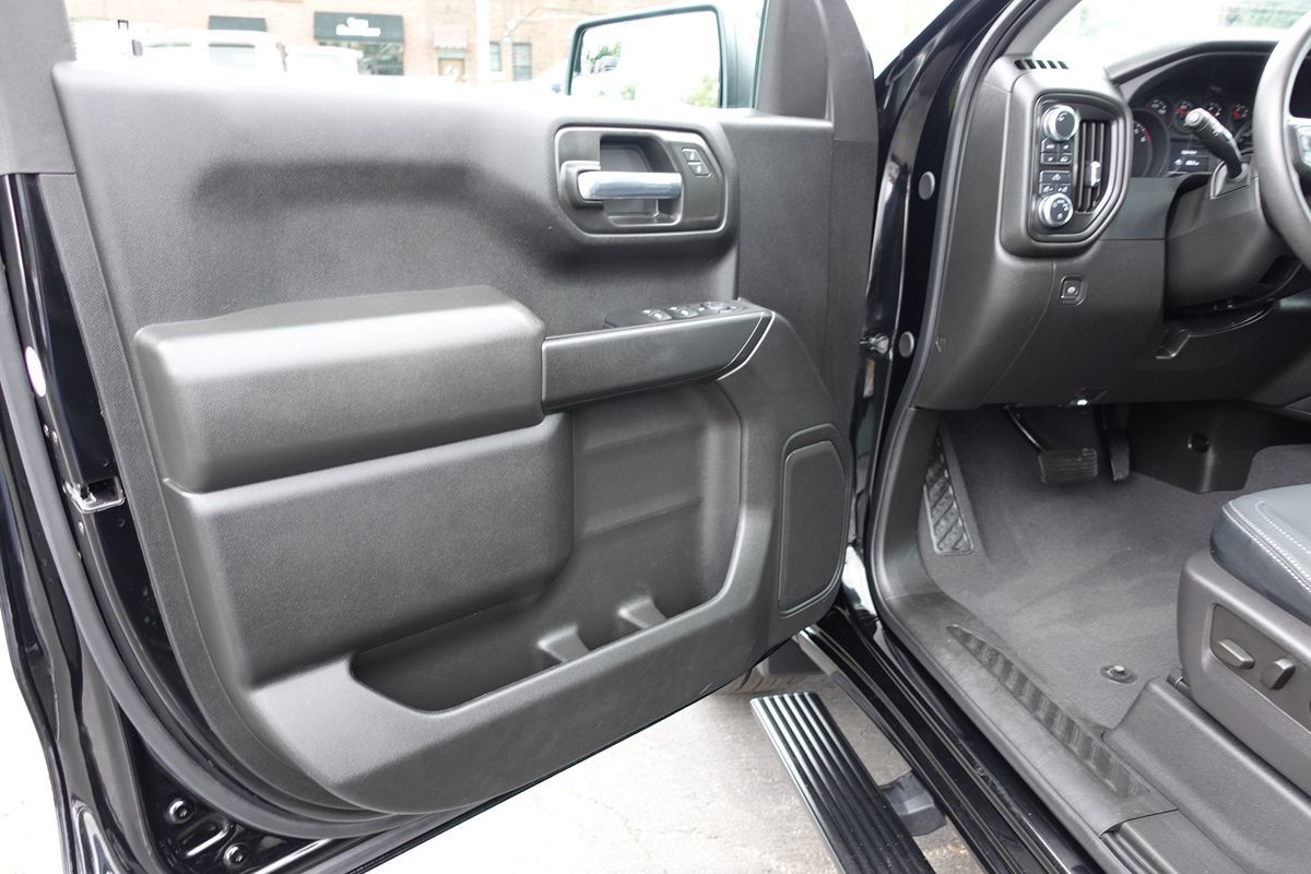 Photo 14 of this GMC Sierra 1500