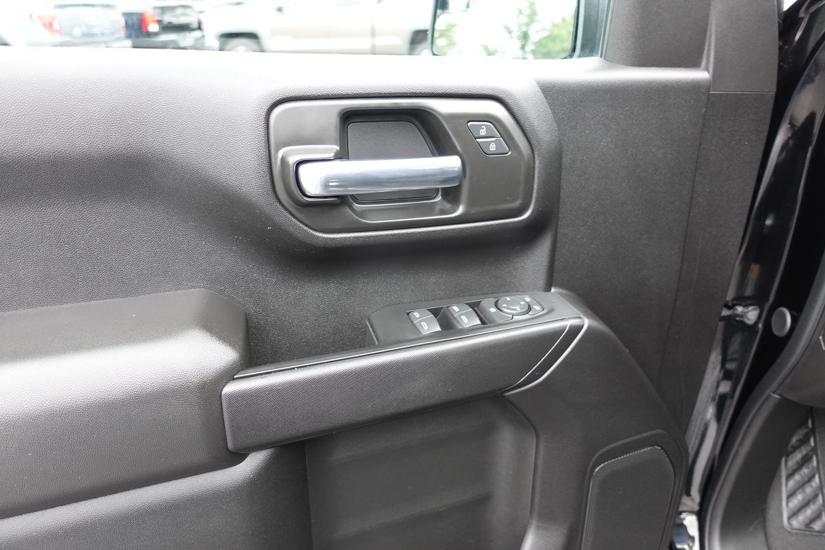Photo 15 of this GMC Sierra 1500