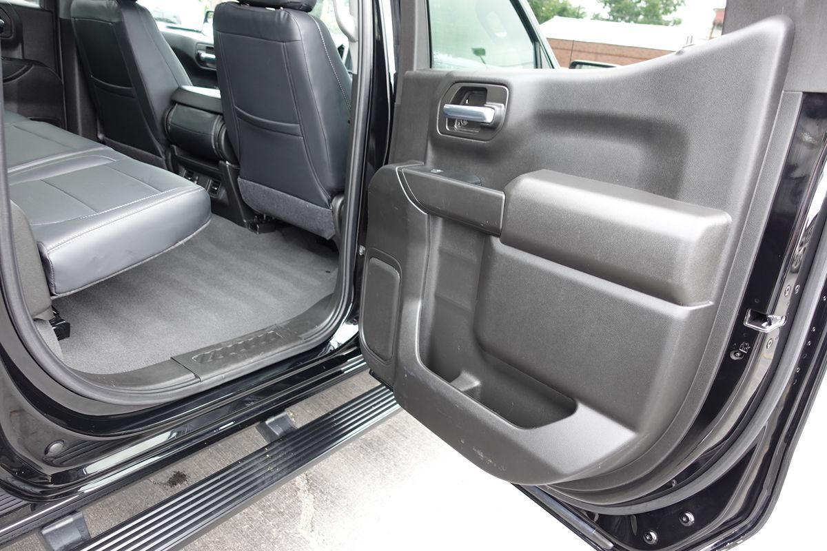 Photo 27 of this GMC Sierra 1500