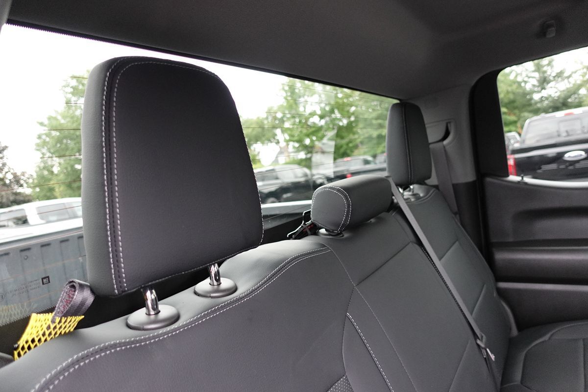 Photo 31 of this GMC Sierra 1500
