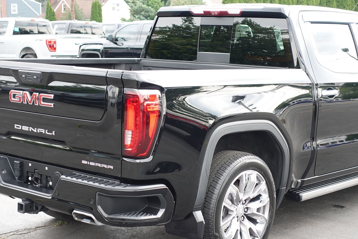 Photo 13 of this GMC Sierra 1500