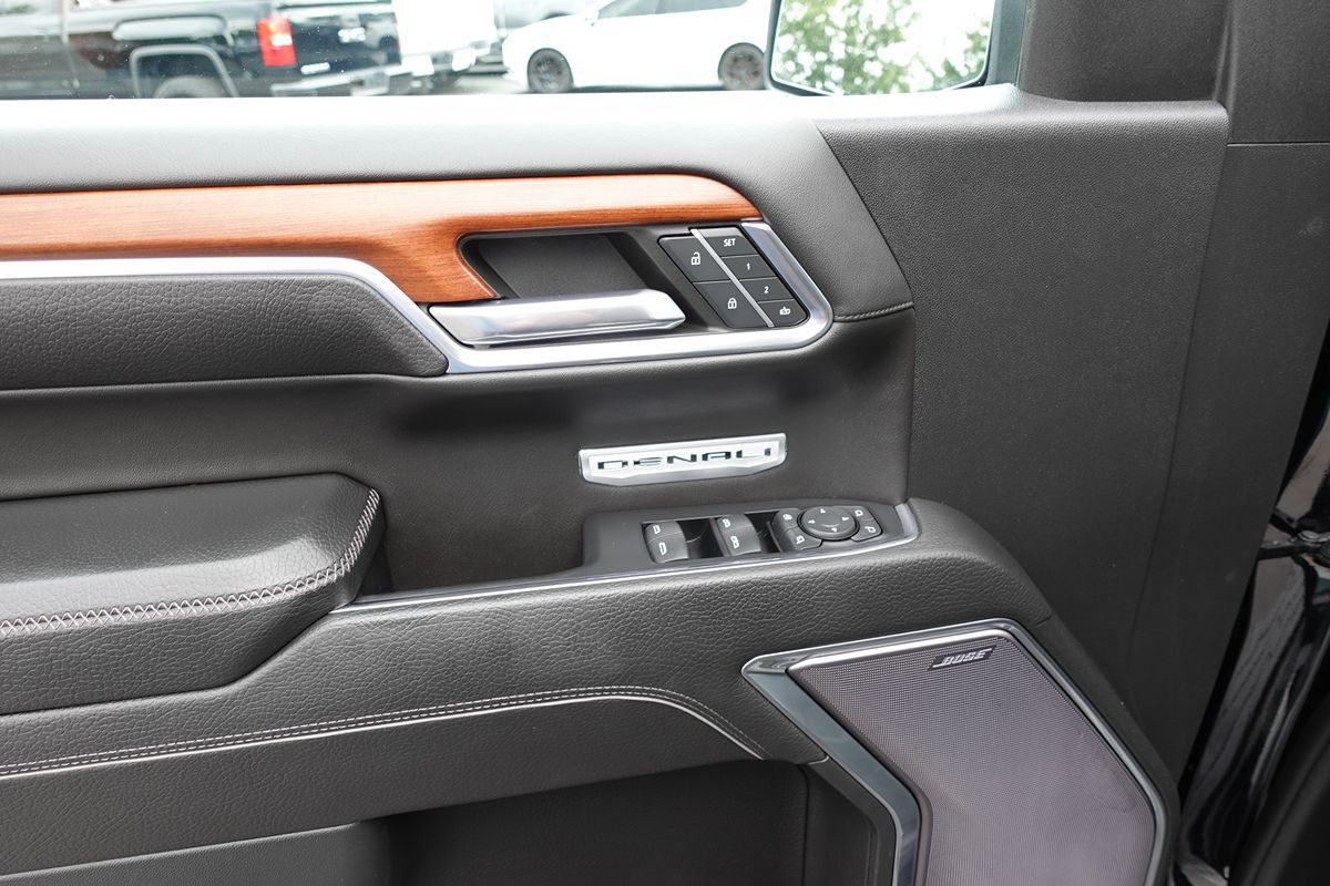 Photo 19 of this GMC Sierra 1500