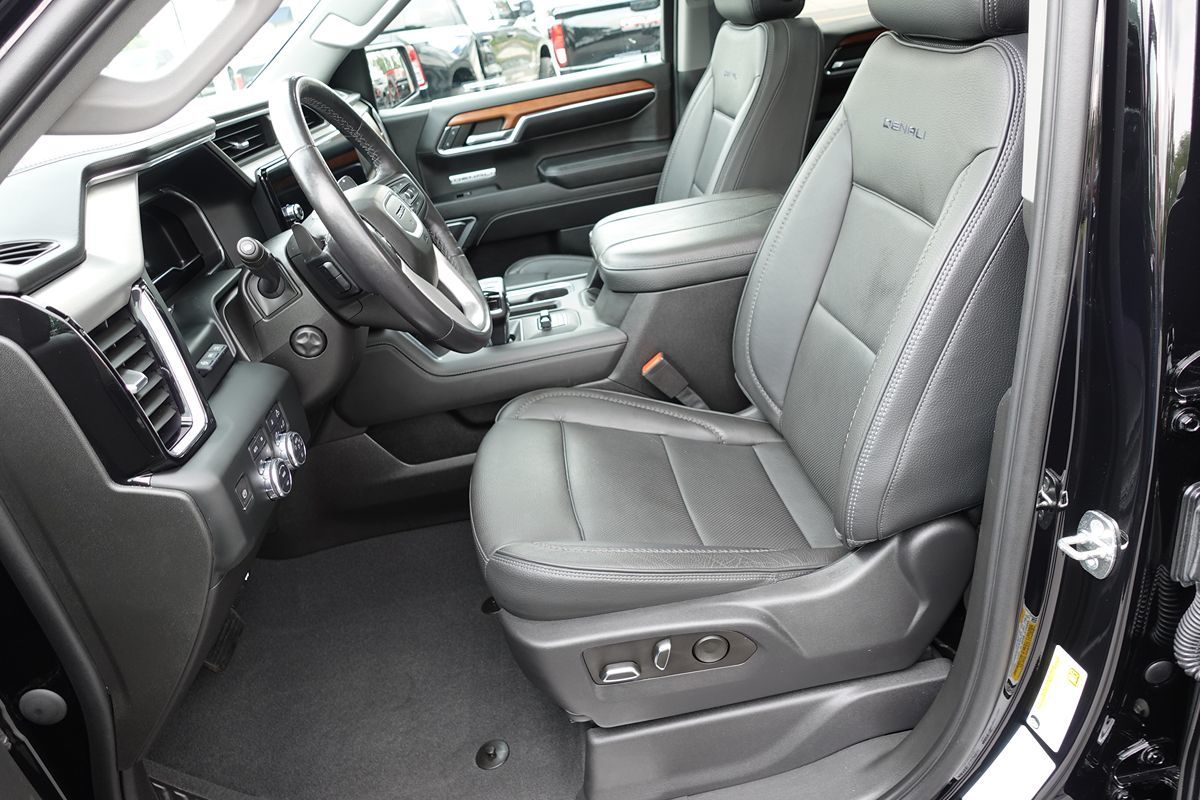 Photo 21 of this GMC Sierra 1500