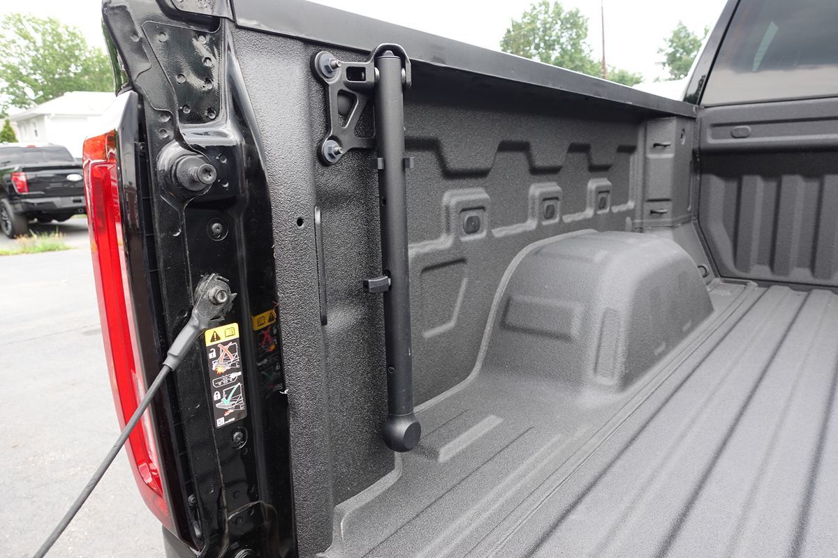 Photo 36 of this GMC Sierra 1500