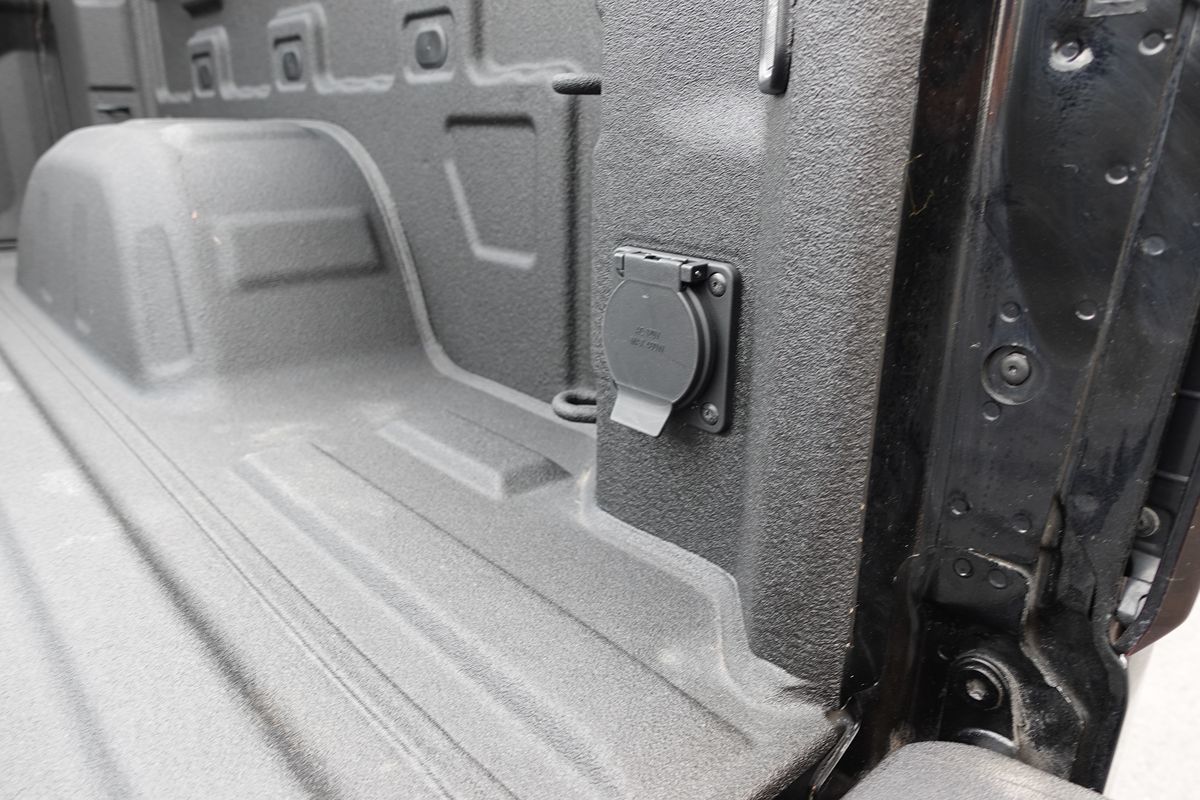 Photo 37 of this GMC Sierra 1500