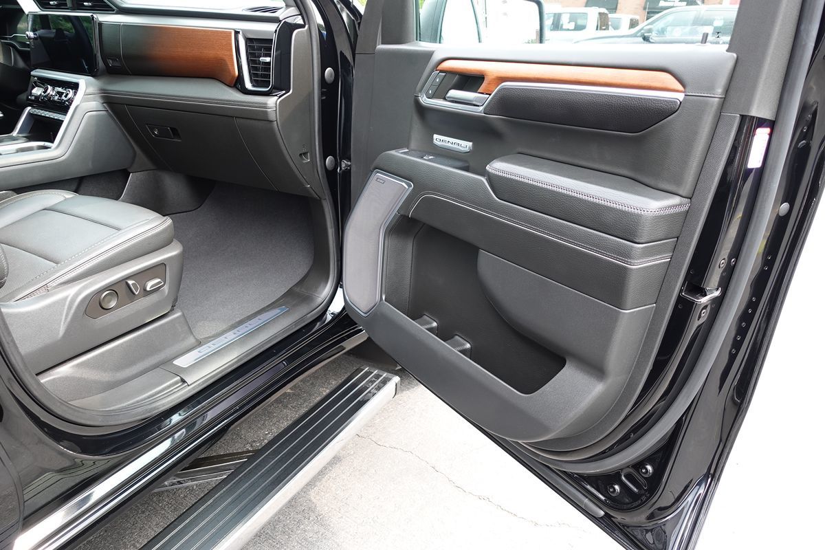 Photo 43 of this GMC Sierra 1500
