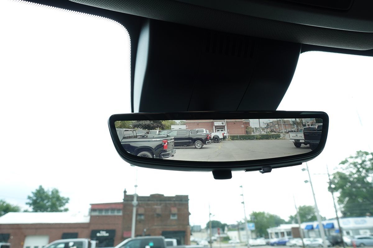 Photo 58 of this GMC Sierra 1500