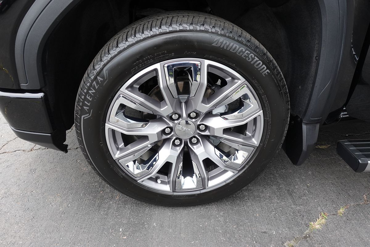 Photo 74 of this GMC Sierra 1500