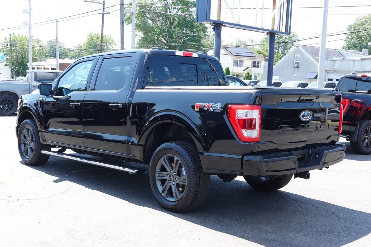Photo 2 of this Ford F-150