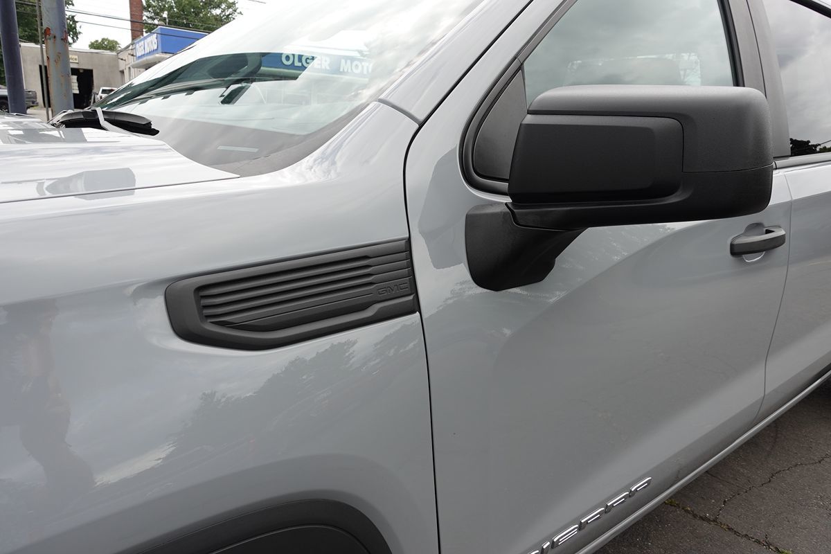 Photo 7 of this GMC Sierra 1500