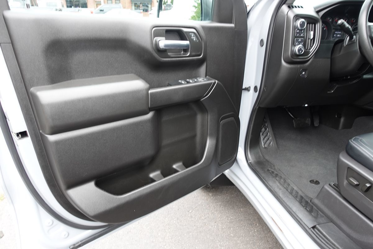 Photo 14 of this GMC Sierra 1500