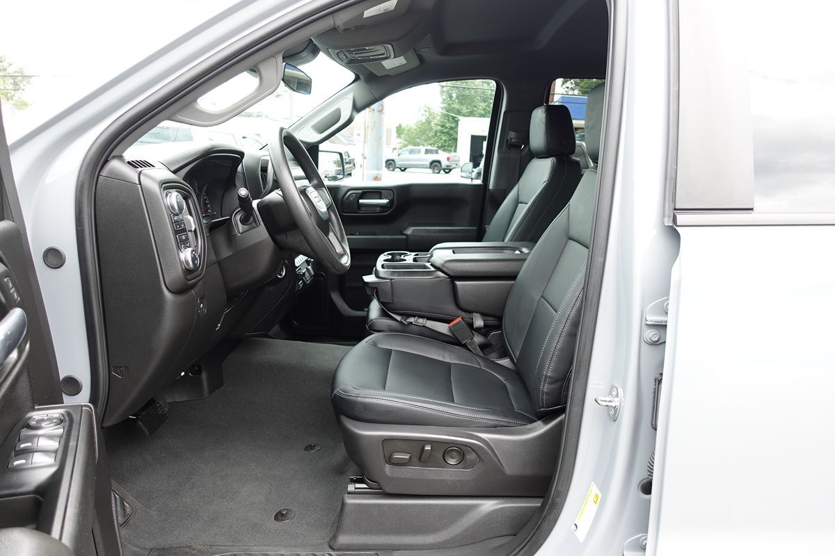 Photo 16 of this GMC Sierra 1500