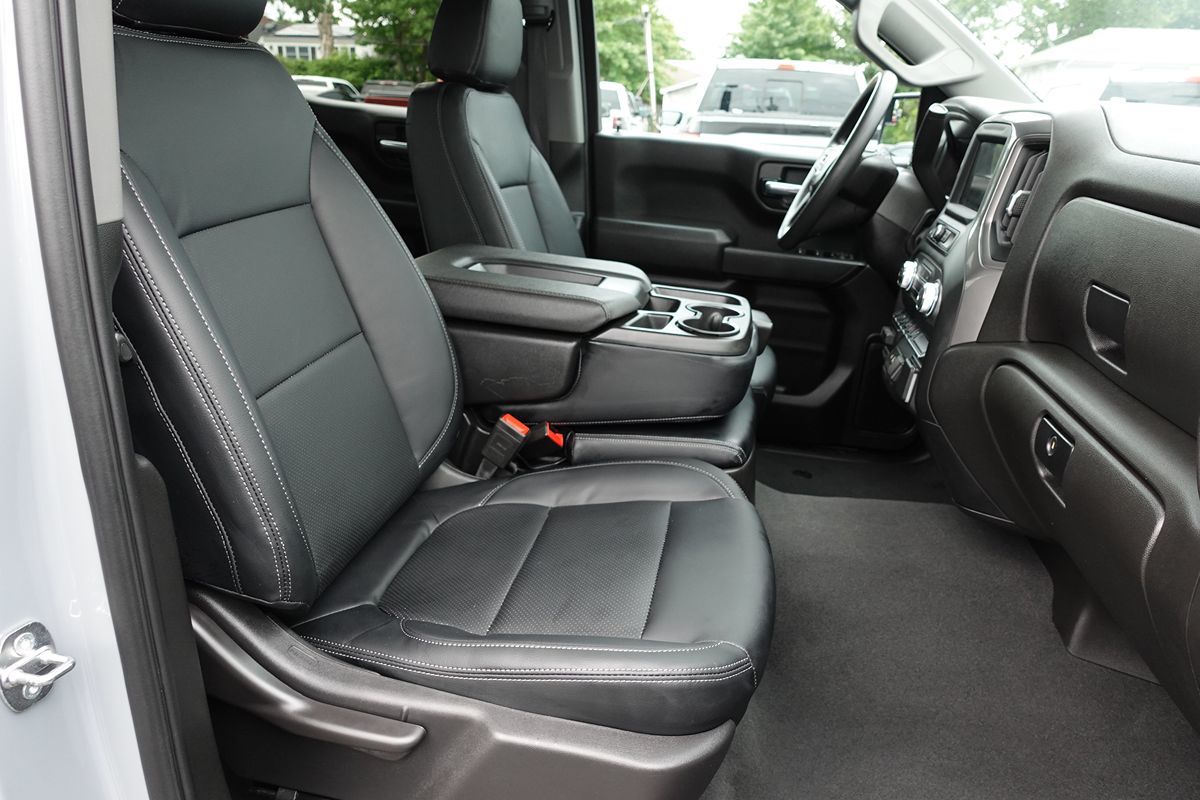 Photo 34 of this GMC Sierra 1500