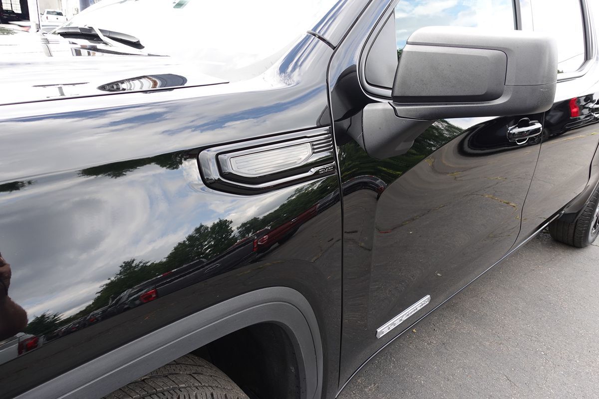 Photo 7 of this GMC Sierra 1500