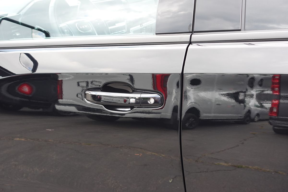 Photo 14 of this GMC Sierra 1500
