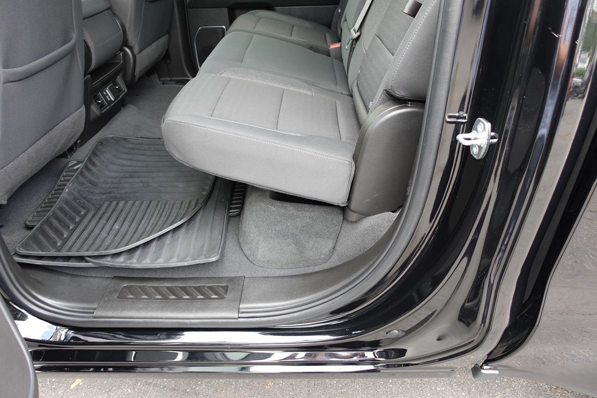 Photo 21 of this GMC Sierra 1500