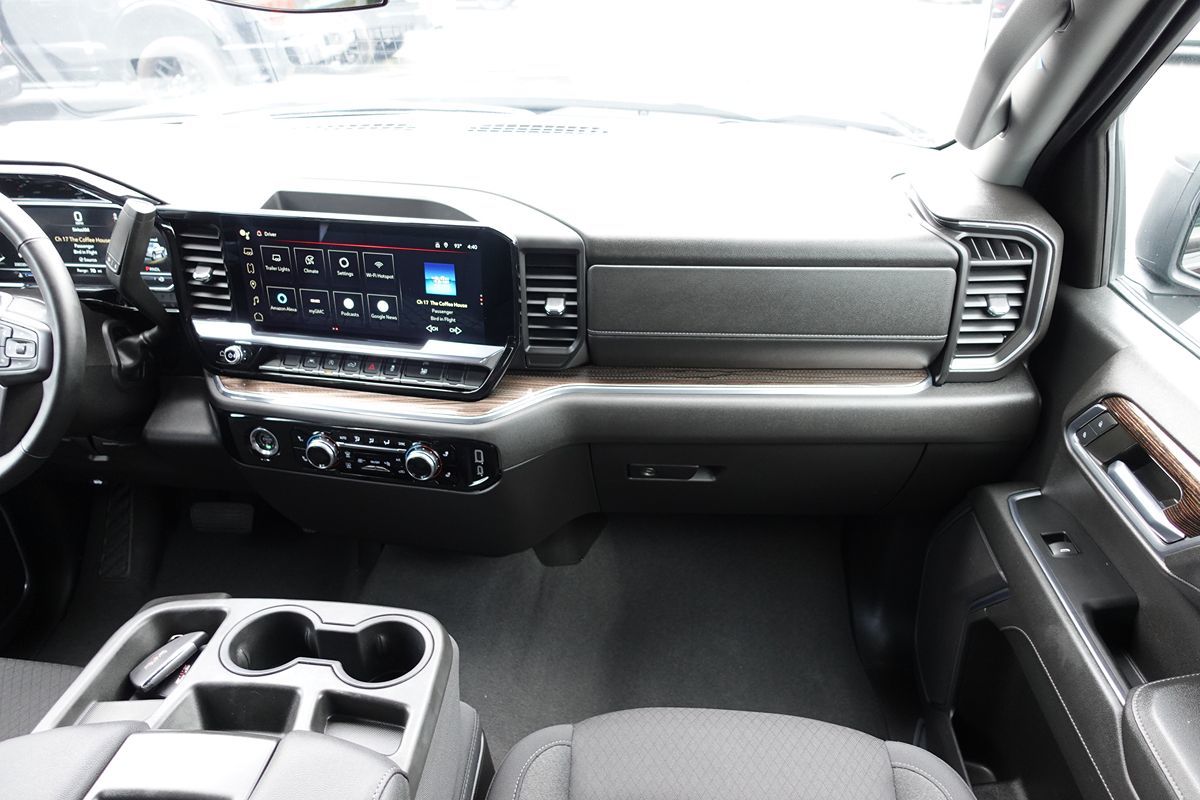 Photo 36 of this GMC Sierra 1500