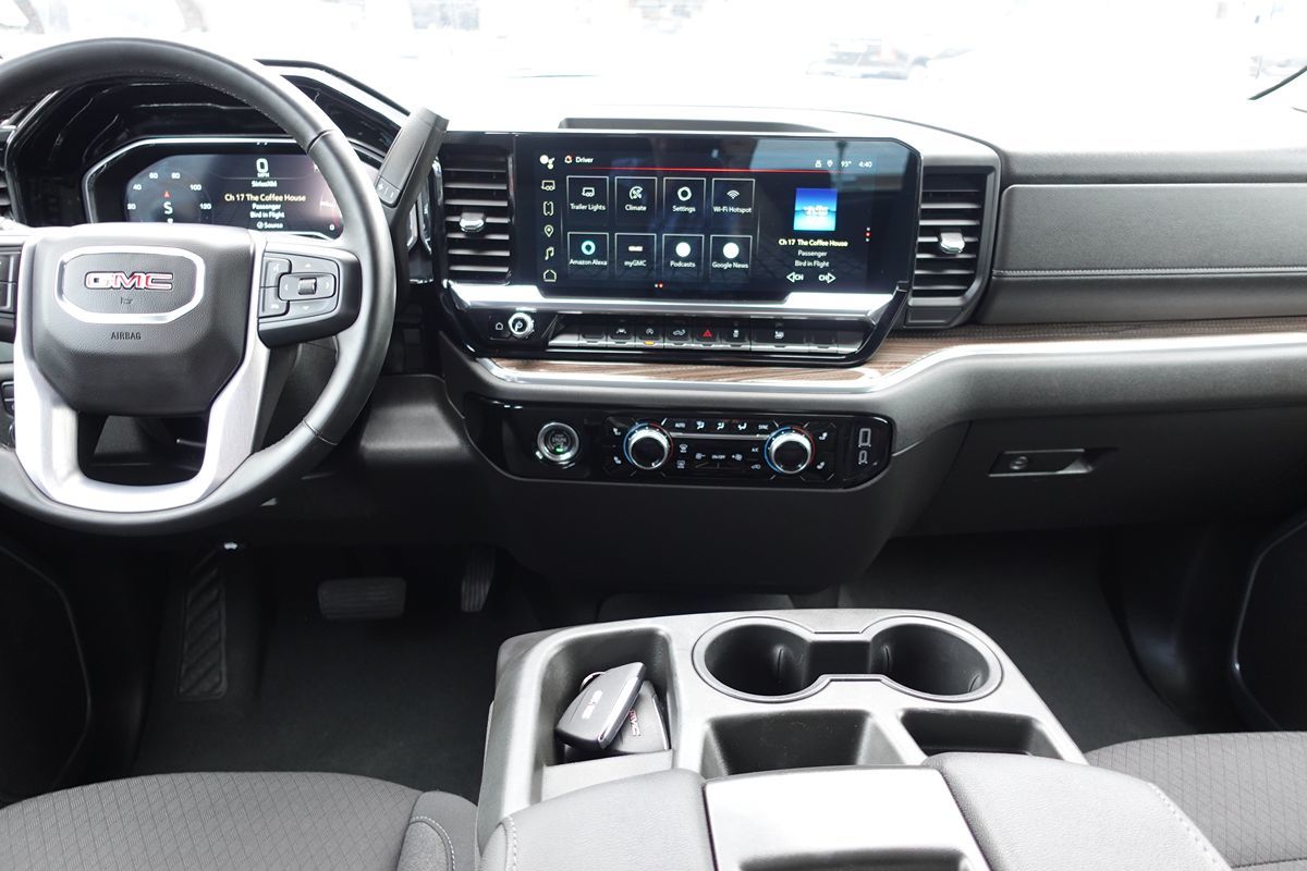 Photo 37 of this GMC Sierra 1500