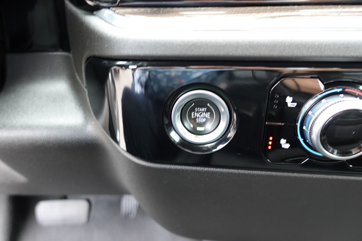 Photo 42 of this GMC Sierra 1500