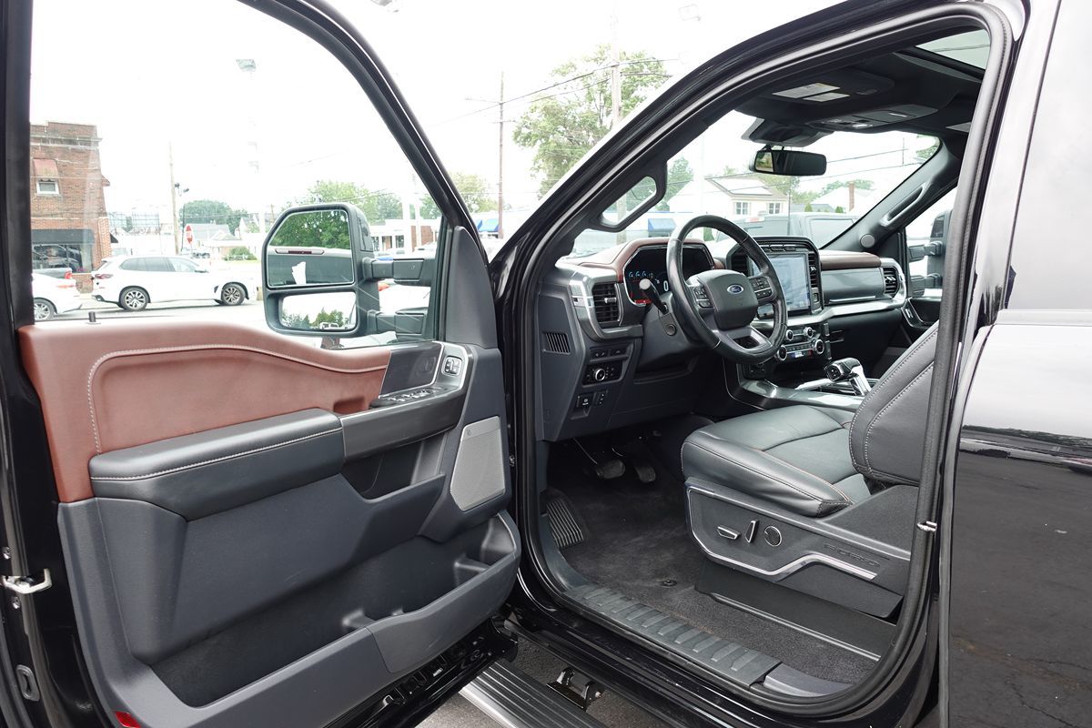 Photo 17 of this Ford F-150