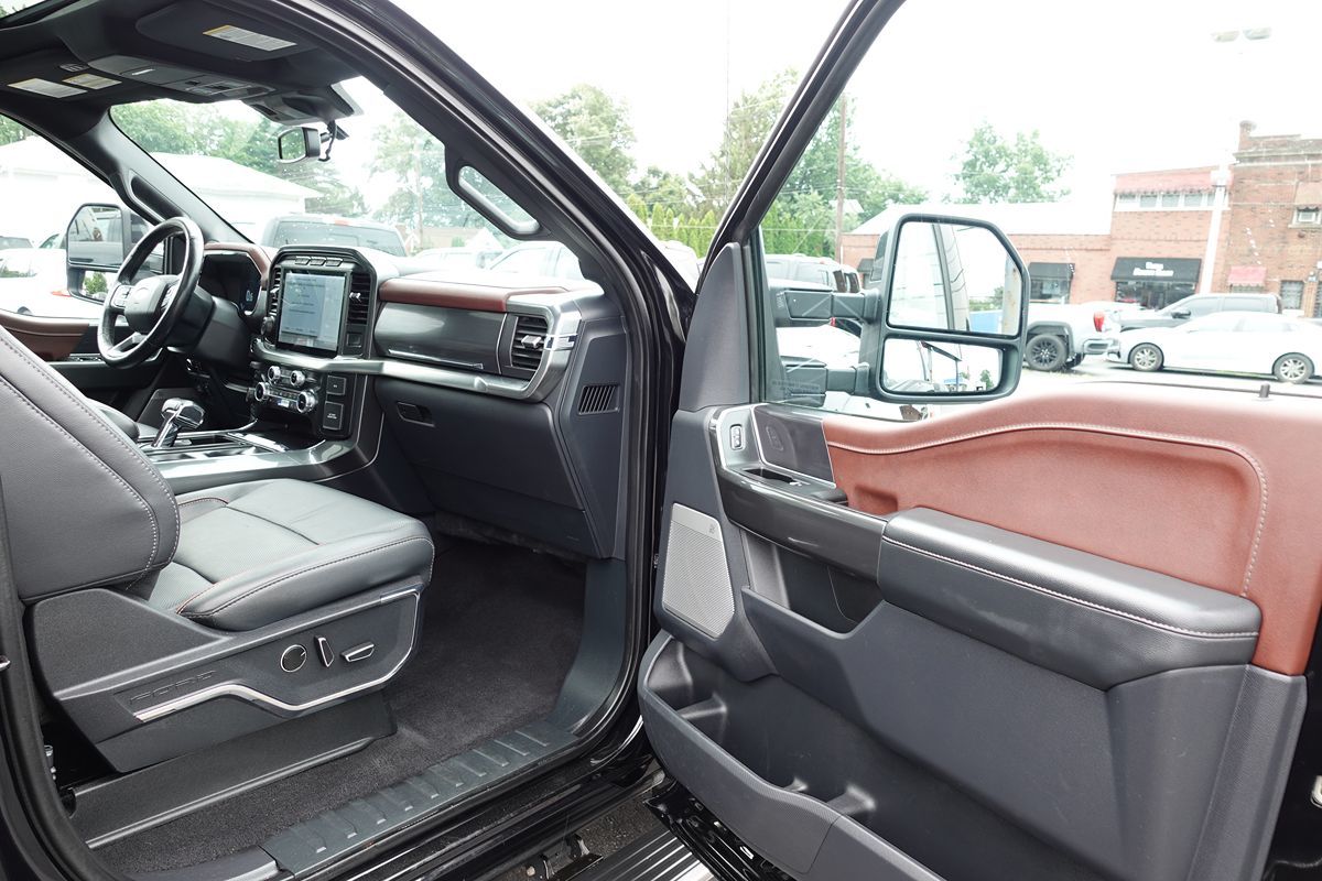 Photo 38 of this Ford F-150