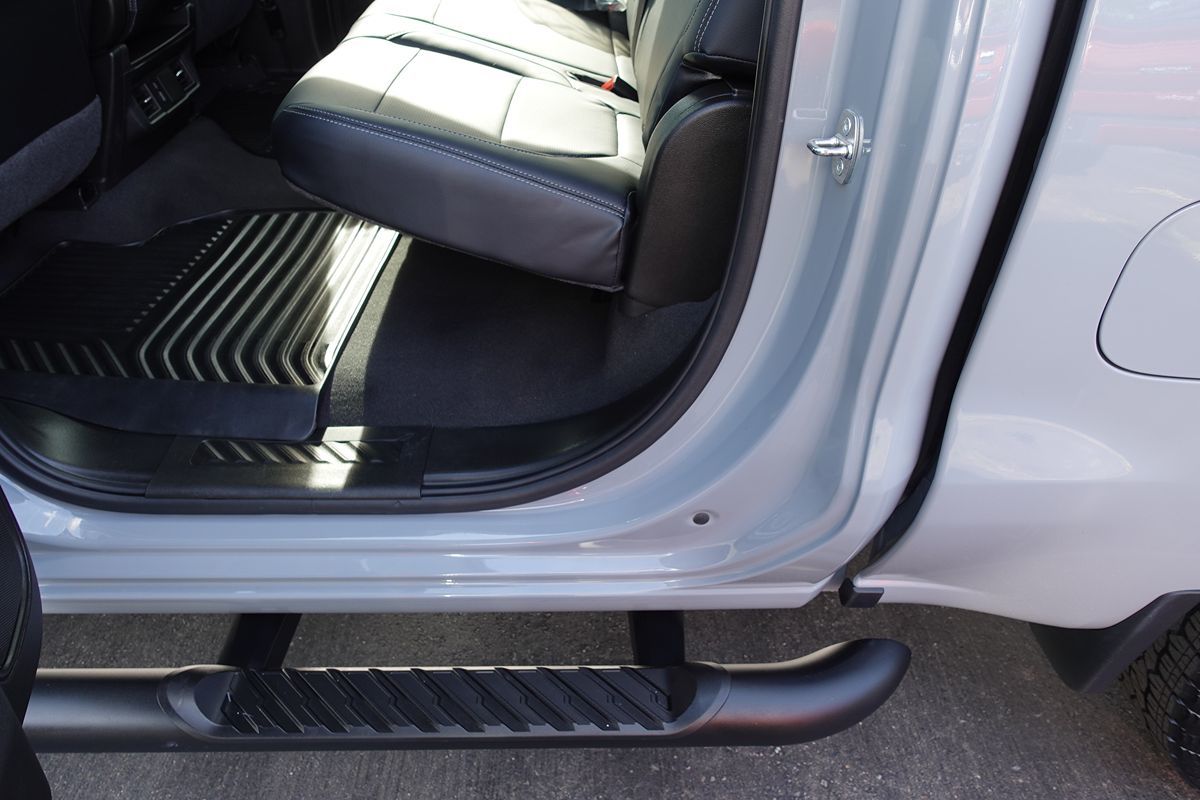 Photo 22 of this Chevrolet Silverado 1500