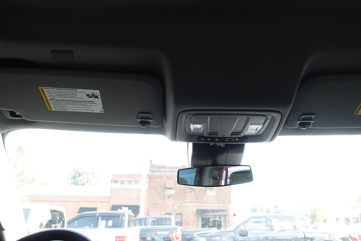 Photo 42 of this Chevrolet Silverado 1500