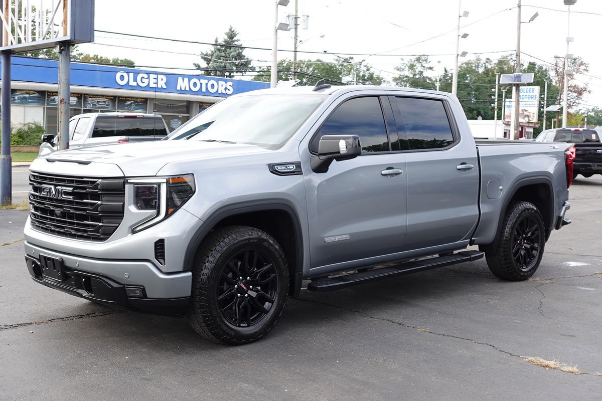 2024 GMC Sierra 1500 Elevation