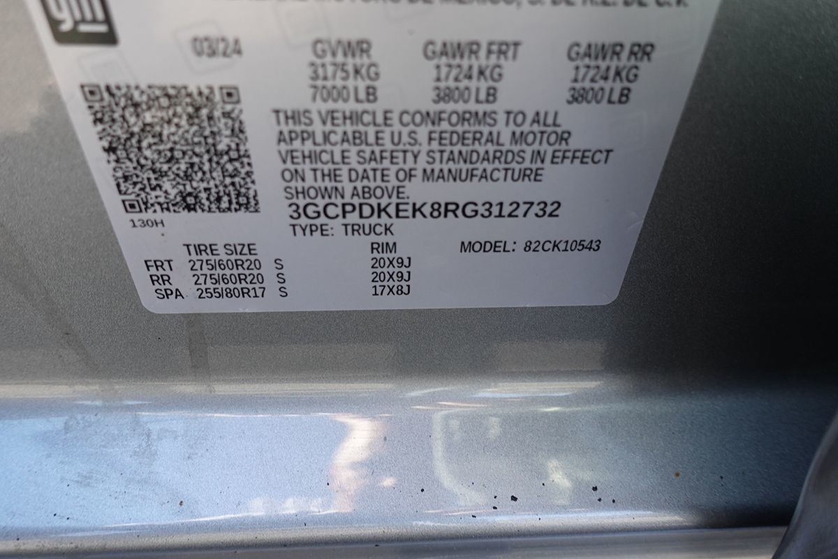 Photo 21 of this Chevrolet Silverado 1500