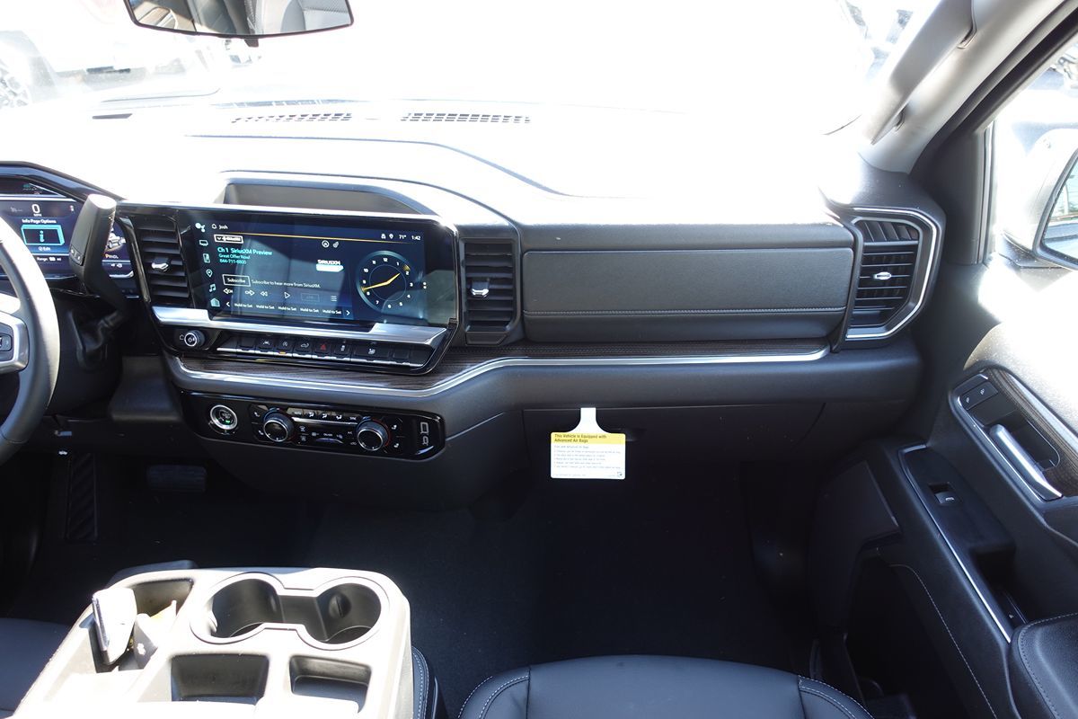 Photo 42 of this Chevrolet Silverado 1500