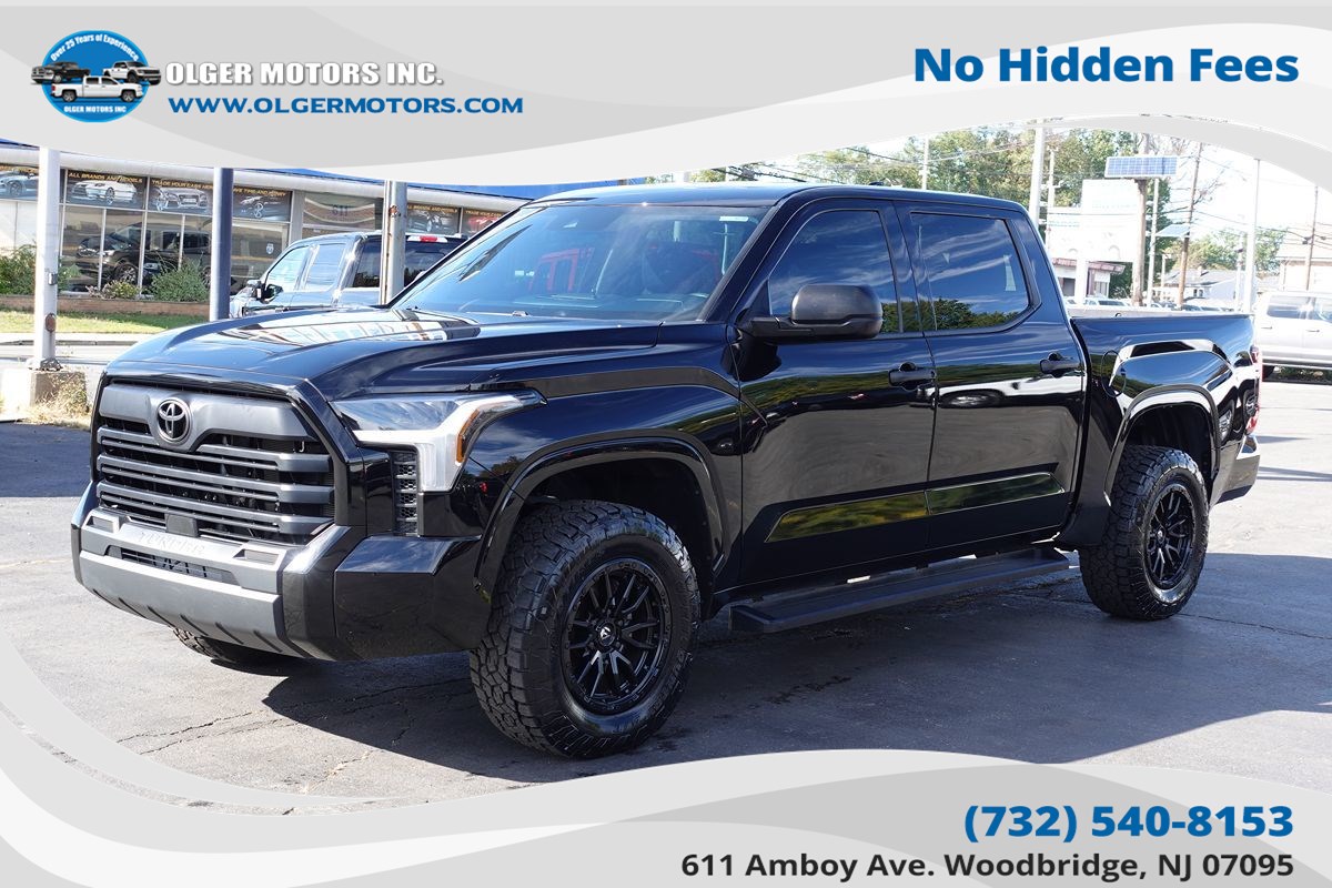 2023 Toyota Tundra 4WD SR