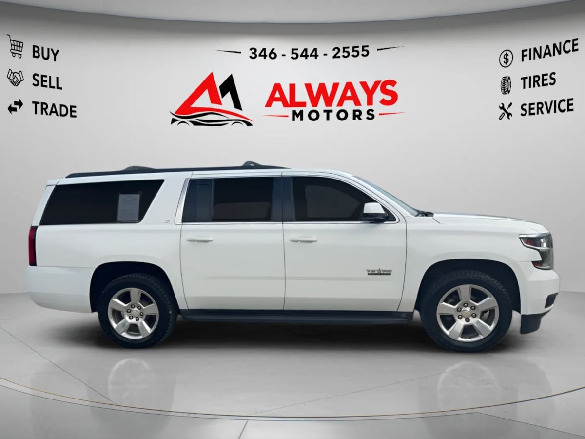 Photo 4 of this Chevrolet Suburban