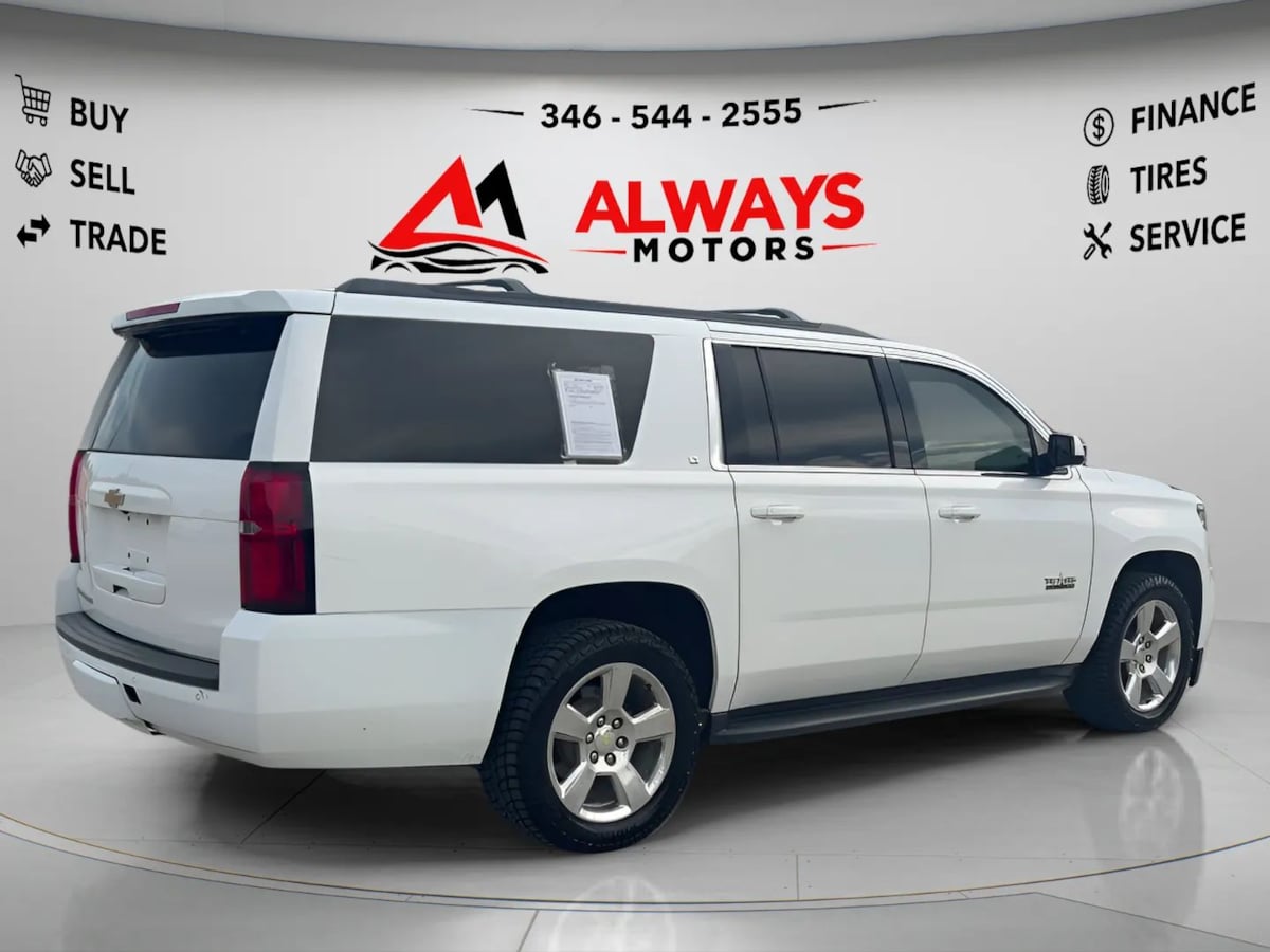 Photo 5 of this Chevrolet Suburban