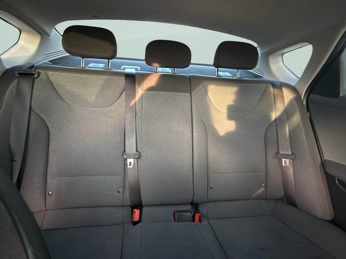 Photo 11 of this Kia K4