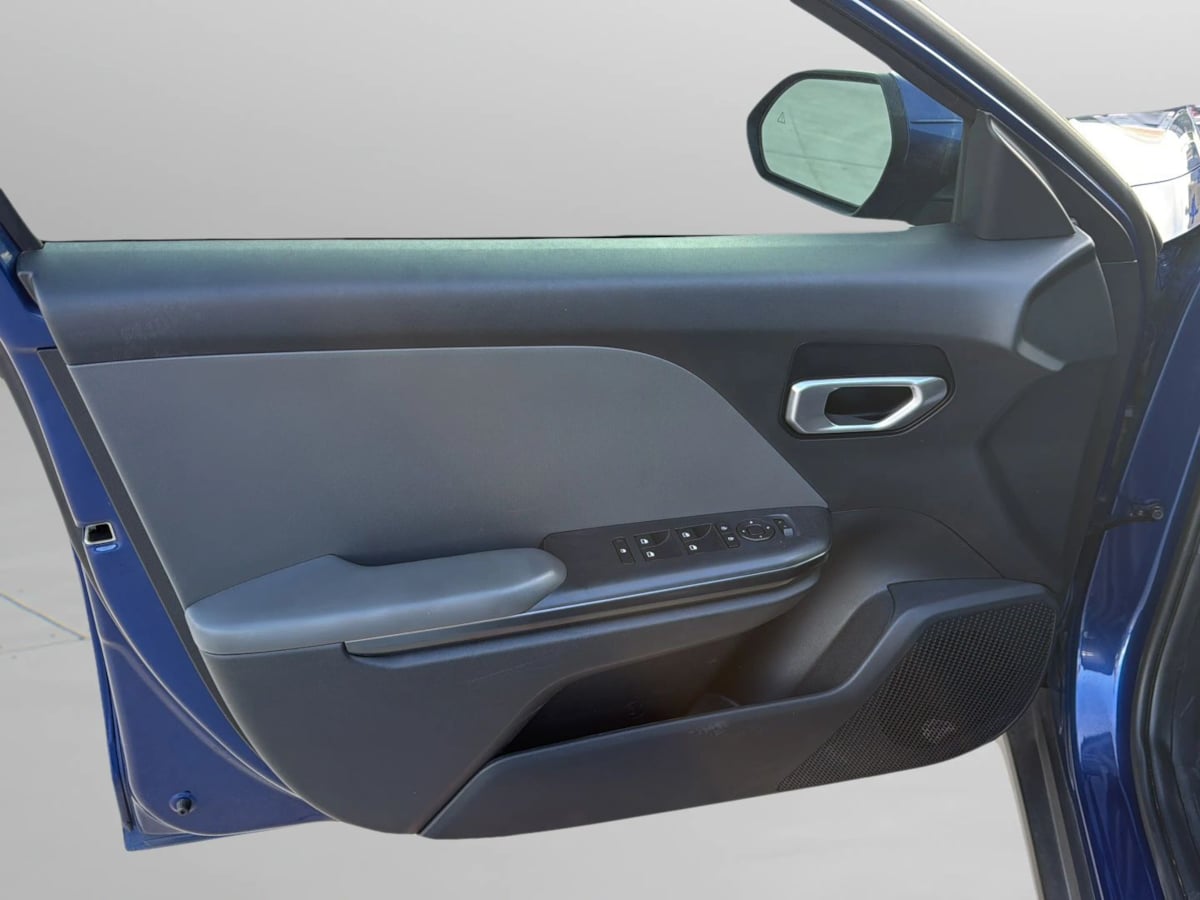 Photo 15 of this Kia K4