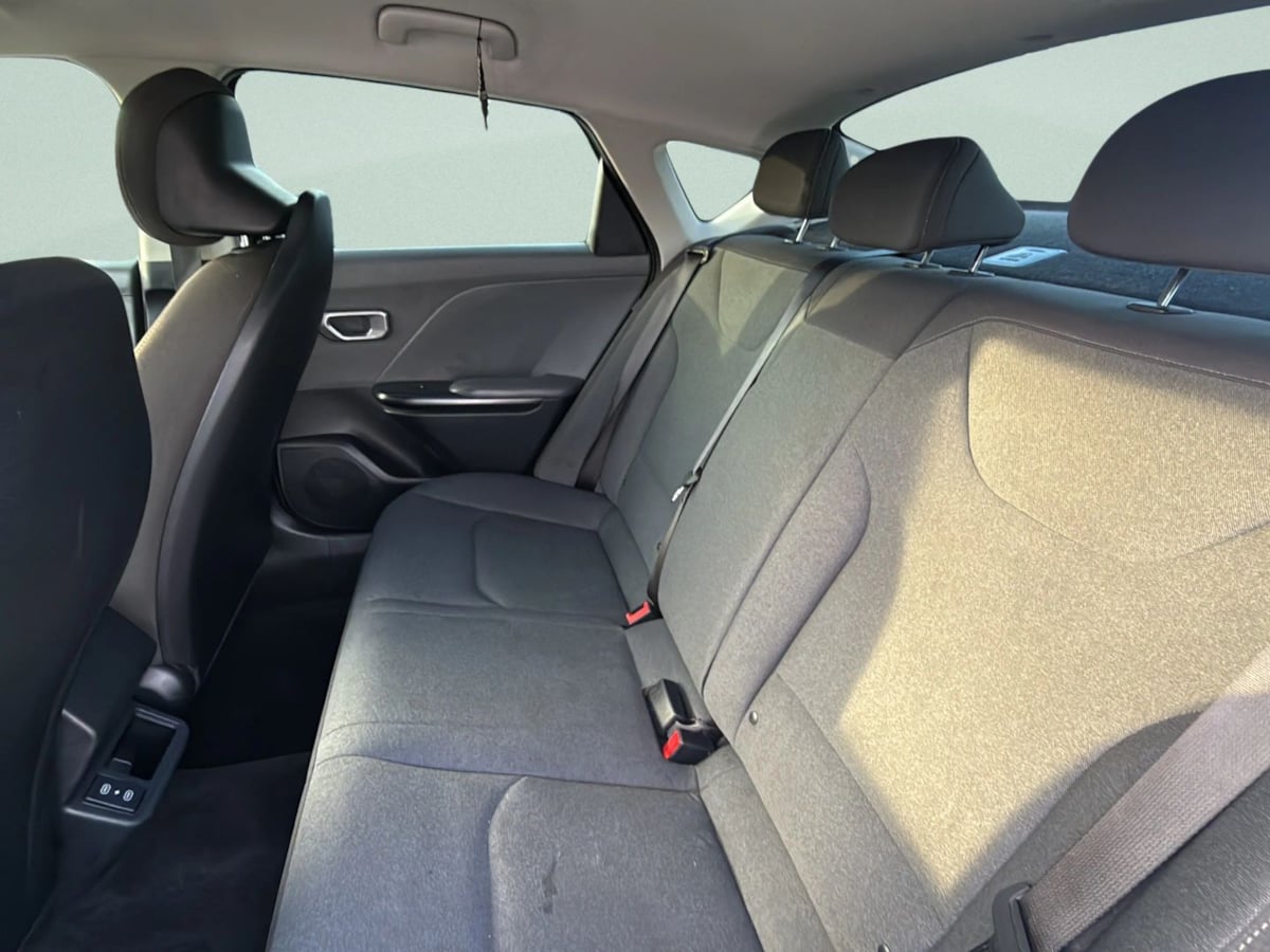 Photo 19 of this Kia K4