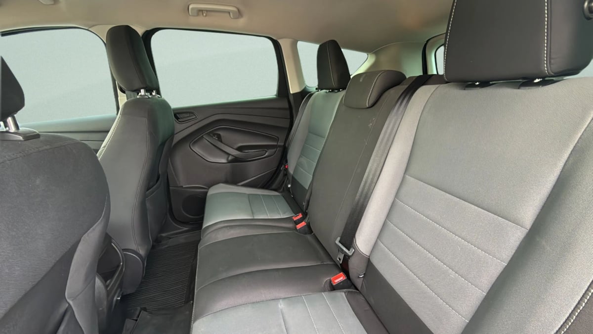 Photo 19 of this Ford Escape