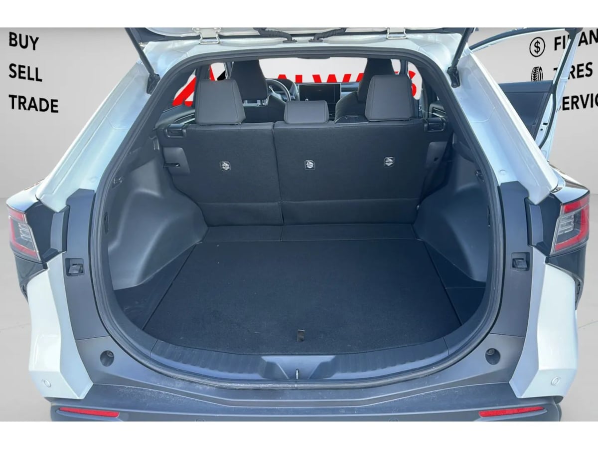 Photo 21 of this Subaru Solterra