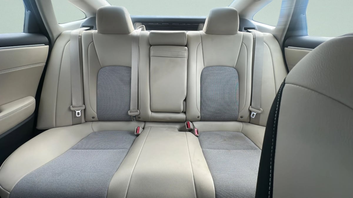 Photo 11 of this Honda Clarity Plug-In Hybrid