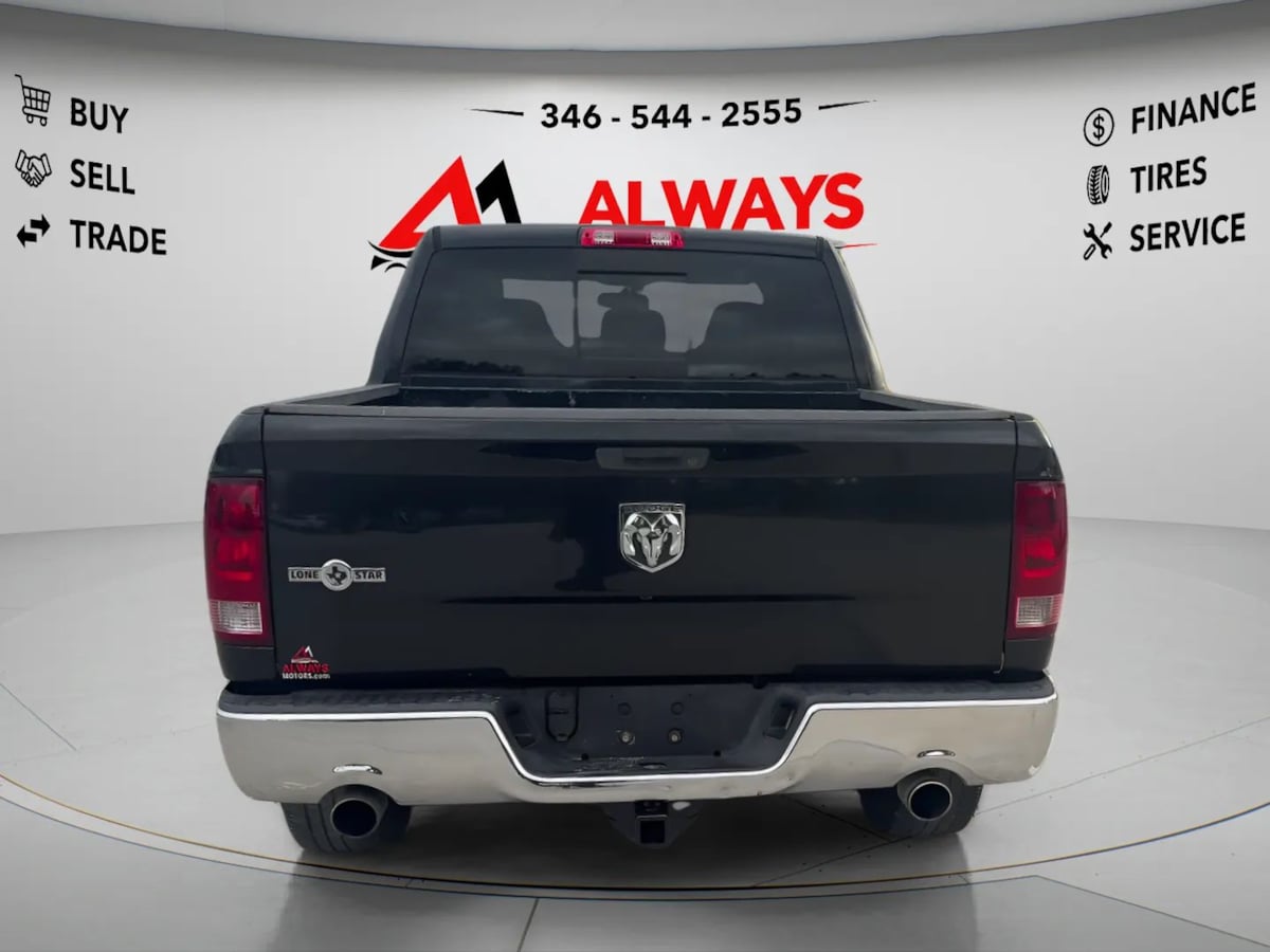 Photo 6 of this Dodge Ram 1500