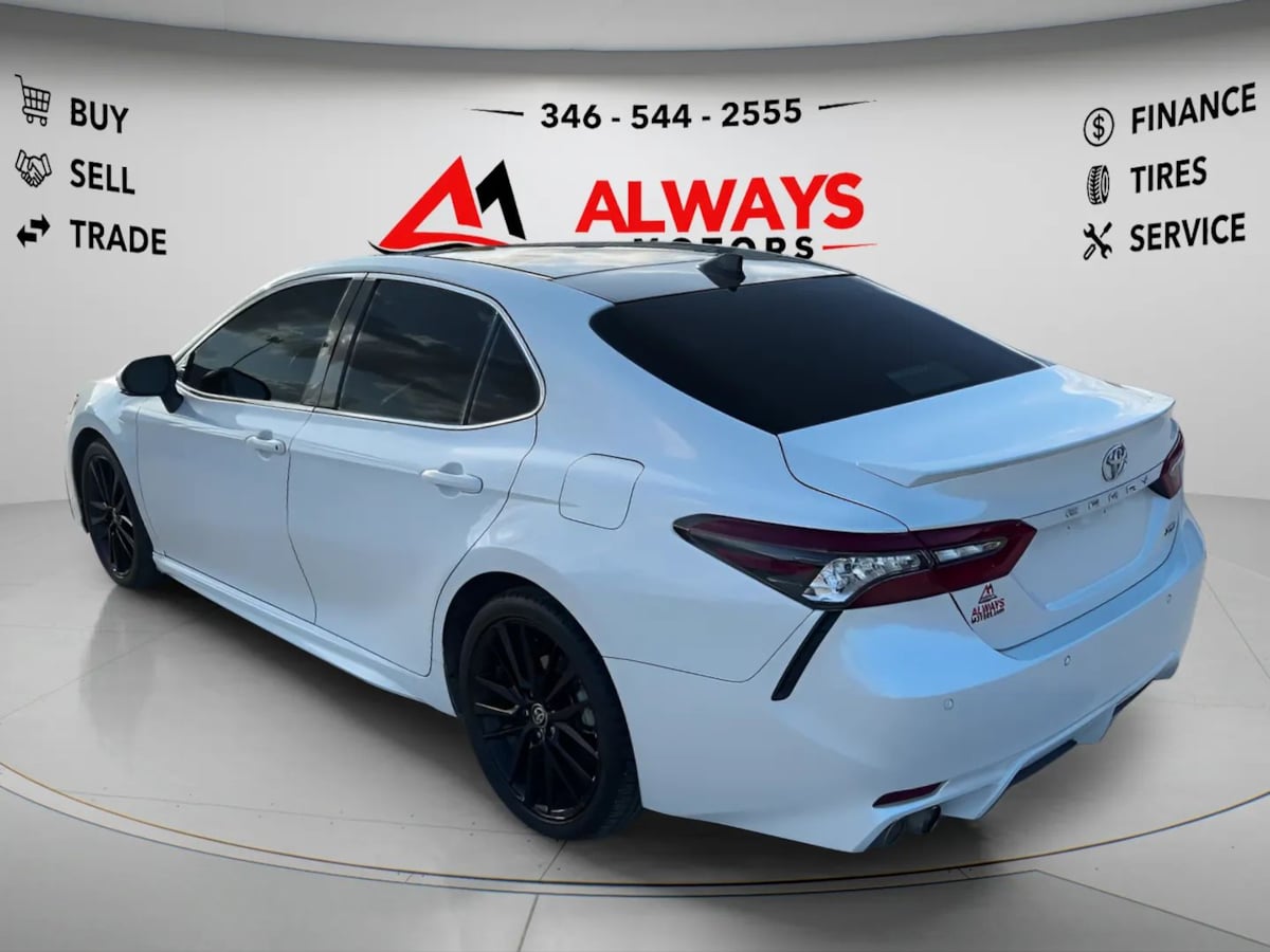 Photo 7 of this Toyota Camry