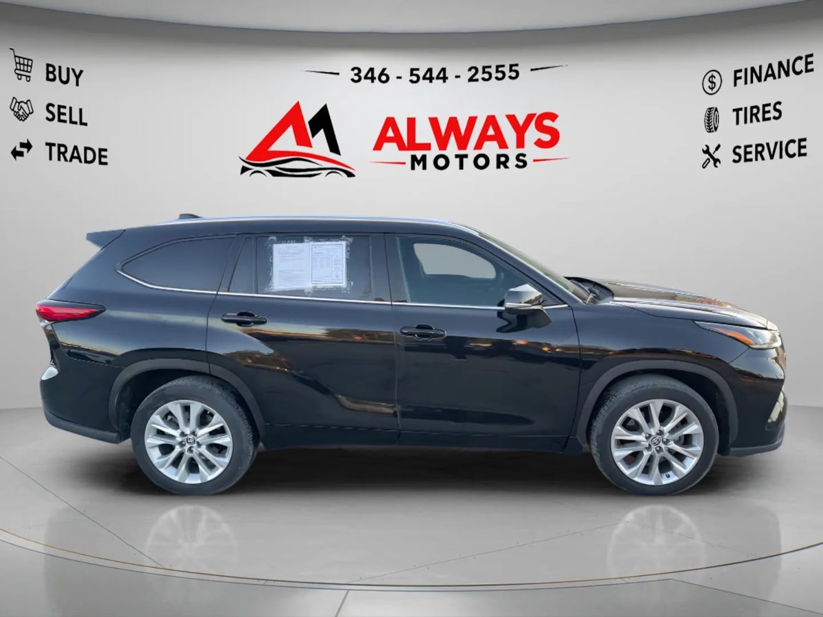 Photo 4 of this Toyota Highlander