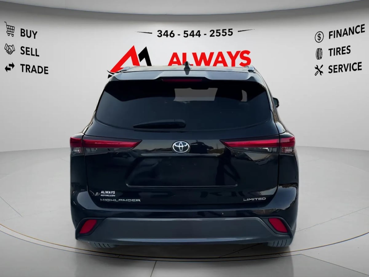 Photo 6 of this Toyota Highlander